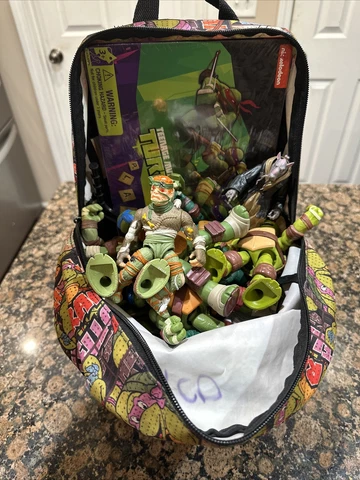 FULL BACKPACK Lot Teenage Mutant Ninja Turtle Action Figures TMNT Splinter Masks Cover