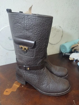 Botas de Moto Tory Burch Leona Cuero Marrón Cremallera Lateral Media Pantorrilla Talla 8 $495 *USADAS EN EXCELENTE ESTADO Foto 1 de 4