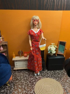 Винтажный наряд клона Barbie - трудно найти винтажное платье, обувь, сумочка, очки и вешалка - Изображение 1 из 4