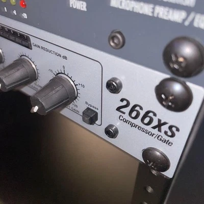 DBX 266xs Professional Audio Compressor Limiter Gate Dynamic Processor Analog - Image 1 of 4