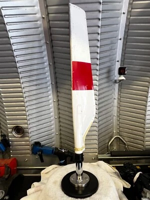 Bell 47 Helicopter Tail Rotor Blade Desktop Display.  8” Wooden Base — 第 1/4 张图片