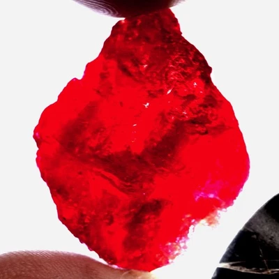105.30Ct. Natural Rough Ruby Stunning Transparent Large Red Pink Mine Mozambique - Image 1 of 4