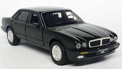 Tayumo 1/32 Jaguar XJ6 (X300 etc) Midnight Black Pull back Diecast car - Image 1 of 4