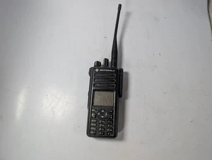 Radio bidirectionnelle Motorola XPR 7580 AAH56UCN9KB1AN avec antenne - Photo 1/5
