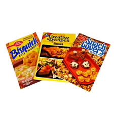 Vintage Betty Crocker Recipe Booklets Lot of 3 1980 1986 2001 Bisquick & Snacks