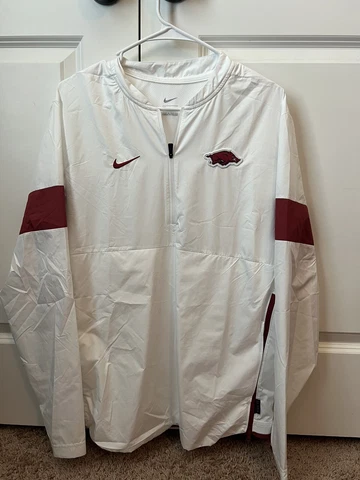 Nike Arkansas Razorbacks  Mens Medium White Quarter Zip Hot Jacket Long Sleeve Cover