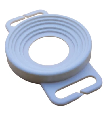 Lens Cap Holder Fits on Strap for Canon 52mm, 58mm, 67mm, 77mm - Image 1 of 4