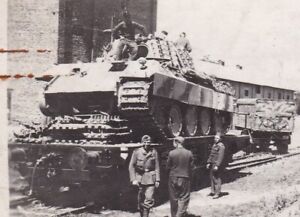 Foto s - Panzer Kampfwagen V  Panther - beschädigt auf Bahntransport - 1942er J.
