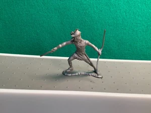 Marx 50er Jahre - ROBIN HOOD Spielsets - ROBIN HOOD - 54mm Kunststoff Figur Silber - Bild 1 von 3