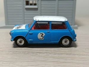Corgi Toys 227 Morris Mini Cooper - blue/white with red interior - Picture 1 of 9