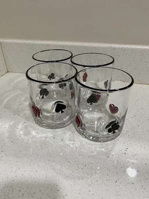 NUEVO Juego de 4 tazas de whisky Anthropologie Dupe POKER Icon Jugo Vaso - MUY RARAS Foto 1 de 4