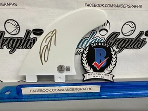 FILIPE TOLEDO WSL SIGNED AUTOGRAPHED SURFBOARD SURF FIN SKEG-BAS BECKETT COA - Picture 1 of 5