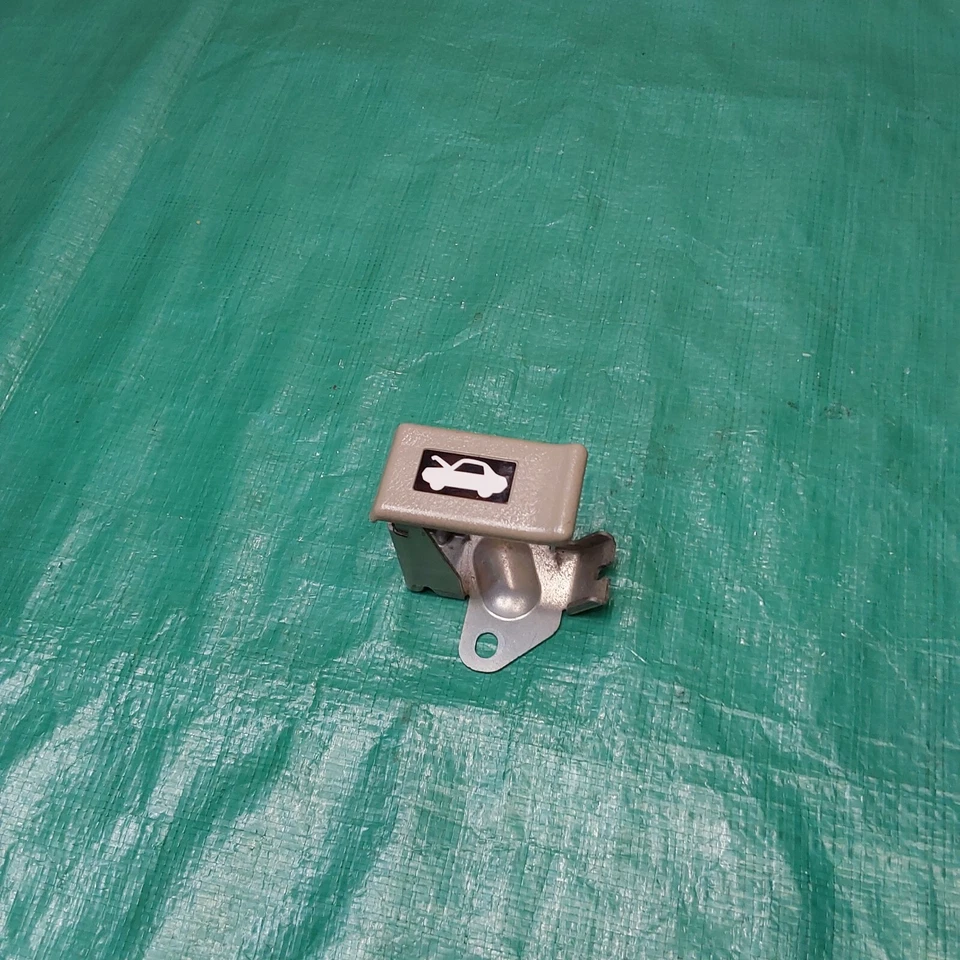 Honda Odyssey 2011-2014 capó liberación OEM 74135-SHJ Foto 1 de 3