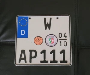 MATRÍCULA DE MOTOCICLETA ALEMANA ORIGINAL AUTÉNTICA REAL BMW COOL TAG # W AP 111 - Imagen 1 de 1