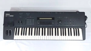 Yamaha SY85 61keys Digital Synthesizer Keyboard Made in Japan - Picture 1 of 24