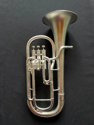 Es Alt Horn - "Boosey & Hawkes" - versilbert - sandgestrahlt  -  NEU - Bild 1 von 4