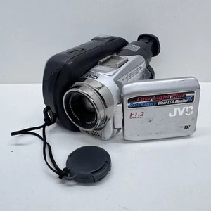 JVC GR-DF430AA Mini DV Video Camera Camcorder **PARTS/REPAIR** - Picture 1 of 7