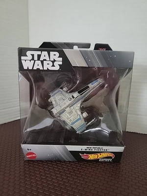 2023 Hot Wheels Star Wars Starship Selects NEW REPUBLIC E-WING FIGHTER #30 - Image 1 of 2