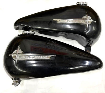 61229-61 OEM 67-62 Duo Glide Harley Panhead Fuel Tanks - Image 1 of 4