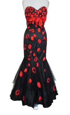 Vestido Night Moves Negro Rojo Sin Tirantes Sirena Baile de graduación Tul Satinado Cuentas XS/S Foto 1 de 4