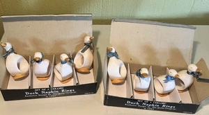 8 Vintage Ron Gordon Keramik Ente Gans Servietten Halter Ring Box 1983 weiß blau Schleife - Bild 1 von 12