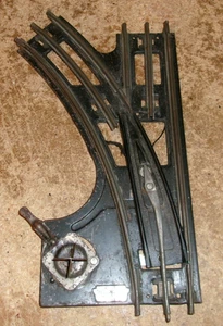 O gauge #1024 lionel left hand track switch in good shape used - Picture 1 of 3