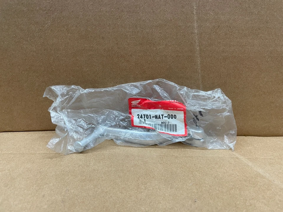 HONDA CBR1100XX GENUINE GEAR CHANGE LEVER NOS!!! 24701-MAT-000 - Image 1 of 1