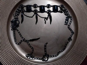 Rarissima girovita per donna pietre con corni catena nera - Foto 1 di 11