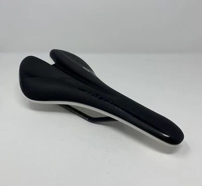 Sillín neutro Giant Contact  Foto 1 de 4