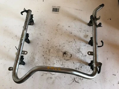 #1998-2003 MERCEDES ML320 LÍNEA DE RIEL DE INYECCIÓN DE COMBUSTIBLE CON INYECTORES FABRICANTE DE EQUIPOS ORIGINALES A1120700095 Foto 1 de 4