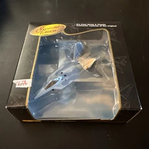 Maisto Air Force Special Edition Diecast F-22 Raptor Advanced Tactical Fighter - Picture 1 of 1