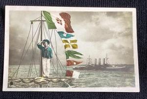 Vintage Italian war propaganda postcard sailor battleship flag Italy - Imagen 1 de 2