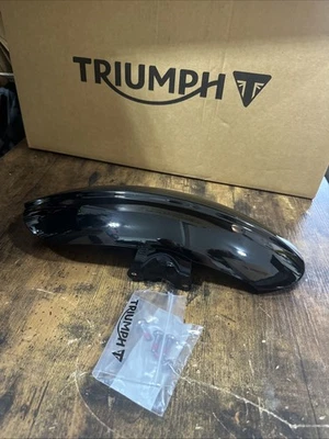 GUARDABARROS DELANTERO CORTO TRIUMPH BONNEVILLE A 9700384 Foto 1 de 4