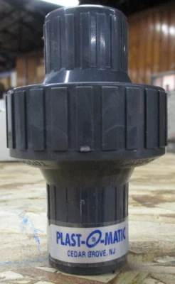 PLAST-O-MATIC CKM 1/2" 150 MWP PVC Self-Closing Thermoplastic Check Valve - Image 1 of 4