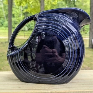 Early Fiesta Disc Pitcher Cobalt Blue Retired Pre-1972 67 Oz - Picture 1 of 5