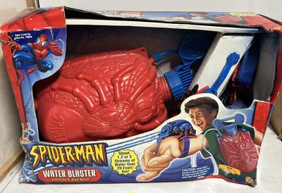 2003 Marvel Spider-Man Toybiz Backpack Water Blaster - Shoots 20 Feet - NEW! - Image 1 of 4