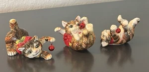 Fitz & Floyd Claus und Pfoten Keramik Kätzchen mit Glocken 3er Set - Bild 1 von 5
