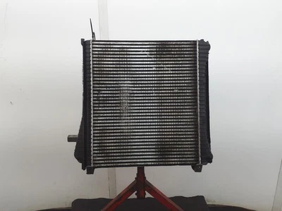 LANDROVER DISCOVERY Intercooler 2009-2016 3.0L SDV6   - Image 1 of 4