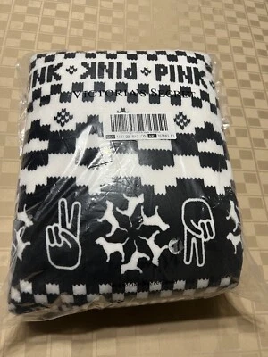 PINK By VS Sherpa Throw Blanket Black White Peace Dogs Logo 50” X 60” NEW - Image 1 of 3