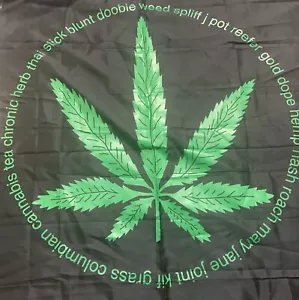 Tapestry Leaf Weed Marijuana Wall Hanging Decor Psychedelic Cannabis Spencers - Picture 1 of 2