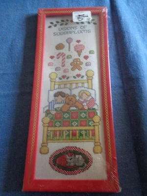 DESIGN WORKS COUNTED CROSS STITCH VISIONS OF SUGARPLUMS KIT 5" X 13" WITH HOOP - Image 1 of 2