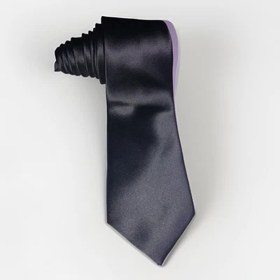 Corbata ajustada satinada negra vintage años 90 Y2K Bergamo New York ropa formal 58x2,75  Foto 1 de 4