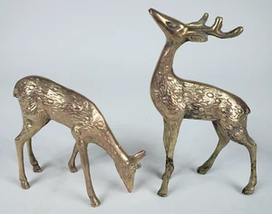 Estatuillas vintage de latón de ciervo Buck & Doe de mediados de siglo con manchas de renos ver foto - Imagen 1 de 15
