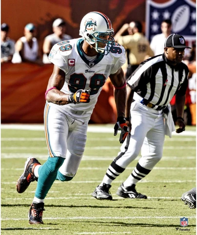 Jason Taylor Miami Dolphins Unsigned Action Photograph Cover