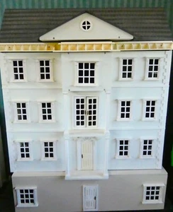 Mayfair Classical Georgian style Dolls House excellent condition - Picture 1 of 13