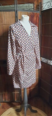 Robe cache coeur "Shein" taille M - Photo 1/4