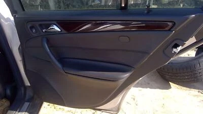 2001-07 Mercedes C240 Passenger Right Rear Inside Door Trim Panel Only Gray 150a — 第 1/4 张图片