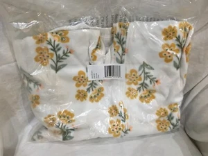 New Carter's Kid Girls 1-Piece Floral Fleece Footie Pajamas White many sizes - Picture 1 of 4