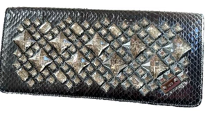 Rafe Woman Hand bag black with crystal at the front of the bag - Picture 1 of 20