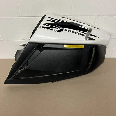 Painel lateral direito 2009 Arctic Cat Z1 Turbo LXR preto inclui 8611-424 e 2718-526 - Imagem 1 de 3